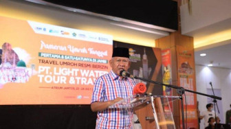 Abdul Khafid Hadiri Pembukaan Pameran PT Light Water Travel Tour Haji dan Umrah